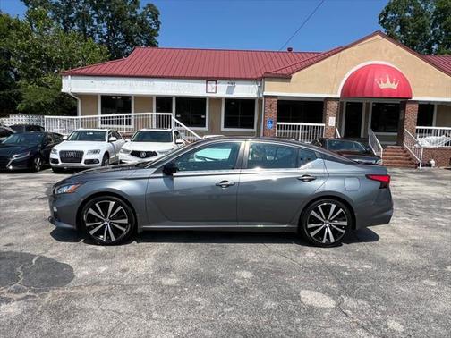 2020 Nissan Altima SR FWD