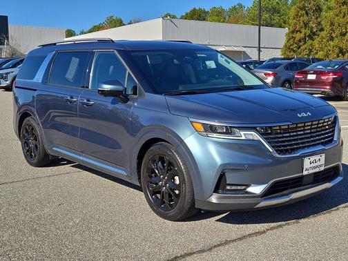 2022 Kia Carnival SX