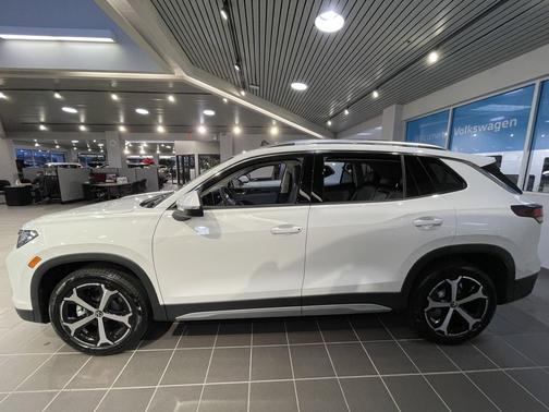 2025 Volkswagen Tiguan 2.0T SE 4MOTION