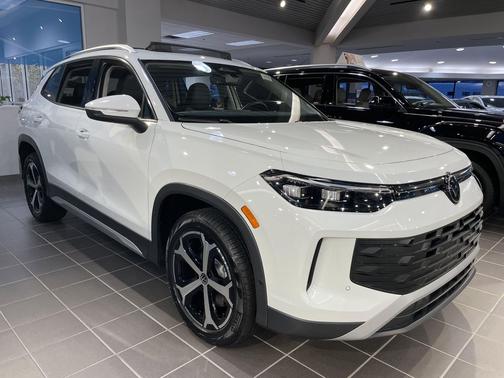 2025 Volkswagen Tiguan 2.0T SE 4MOTION