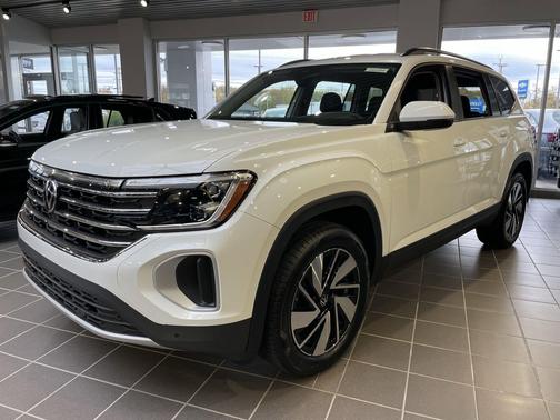 2025 Volkswagen Atlas 2.0T SE w/Technology 4MOTION