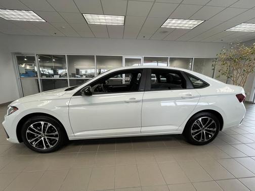 2025 Volkswagen Jetta 1.5T Sport