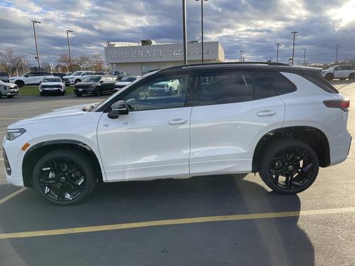 2025 Volkswagen Tiguan 2.0T SE R-Line Black 4MOTION