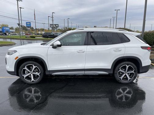 2025 Volkswagen Tiguan 2.0T SE 4MOTION