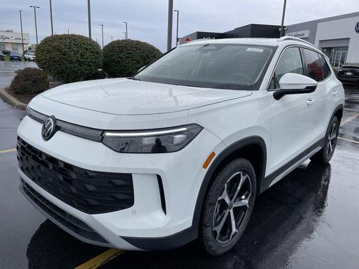 2025 Volkswagen Tiguan 2.0T SE 4MOTION