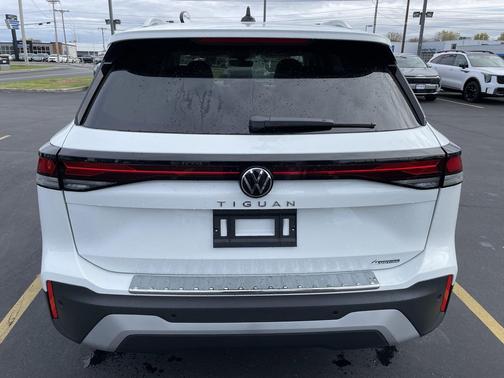 2025 Volkswagen Tiguan 2.0T S 4MOTION