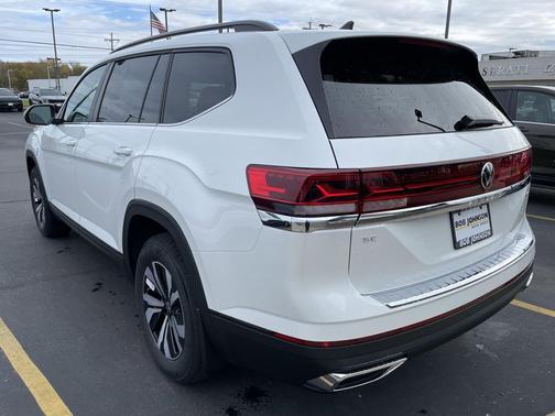 2026 Volkswagen Atlas 2.0T SE