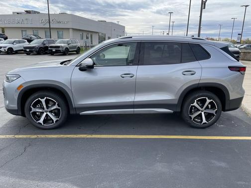 2025 Volkswagen Tiguan 2.0T SE 4MOTION