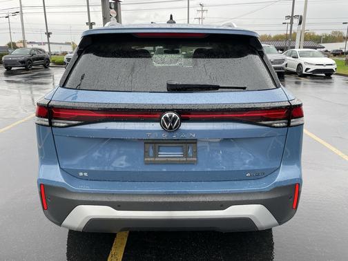 2025 Volkswagen Tiguan 2.0T SE 4MOTION