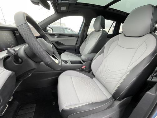 2025 Volkswagen Tiguan 2.0T SE R-Line Black 4MOTION