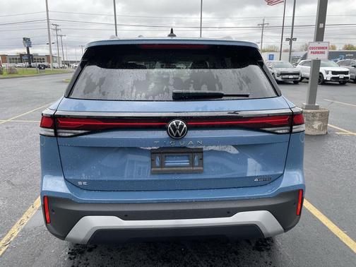 2025 Volkswagen Tiguan 2.0T SE 4MOTION