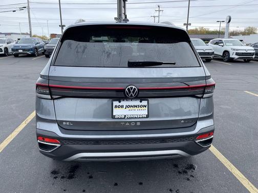 2025 Volkswagen Taos 1.5T SEL