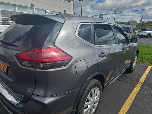 2019 Nissan Rogue S