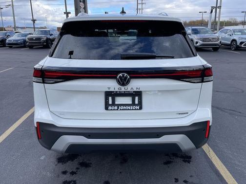 2026 Volkswagen Tiguan 2.0T SE 4MOTION