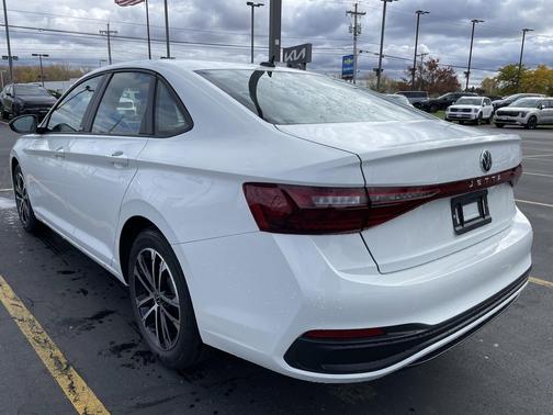 2025 Volkswagen Jetta 1.5T Sport