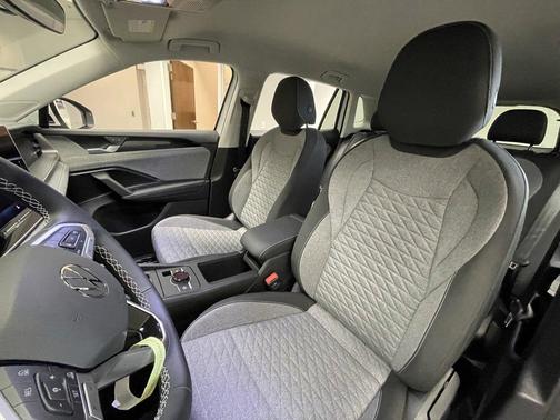 2025 Volkswagen Tiguan 2.0T S 4MOTION