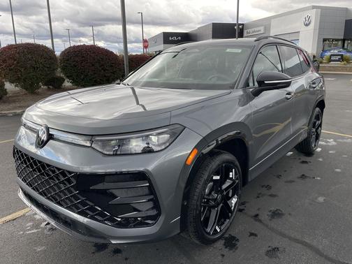 2026 Volkswagen Tiguan 2.0T SE R-Line Black 4MOTION