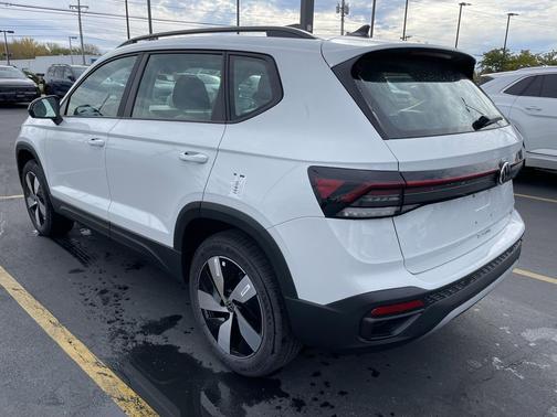 2025 Volkswagen Taos 1.5T S