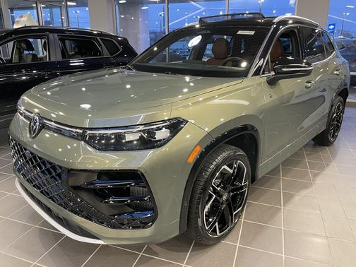 2026 Volkswagen Tiguan 2.0T SEL R-Line 4MOTION