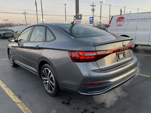 2025 Volkswagen Jetta 1.5T Sport