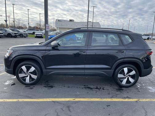 2025 Volkswagen Taos 1.5T S