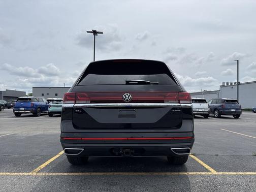 2025 Volkswagen Atlas 2.0T SEL