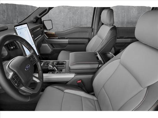 2025 Ford F-150 Lightning LARIAT