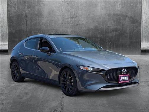 2022 Mazda Mazda3 Carbon Edition