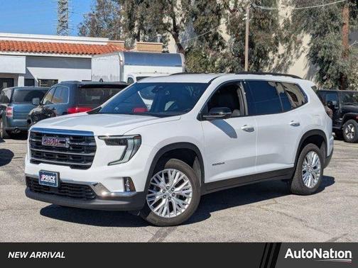 2024 GMC Acadia Elevation