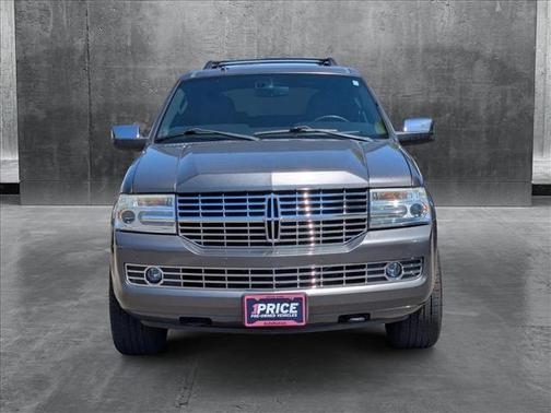 2013 Lincoln Navigator Base