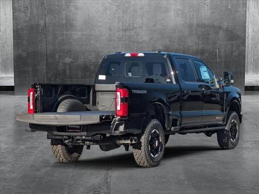 2025 Ford F-350 Platinum