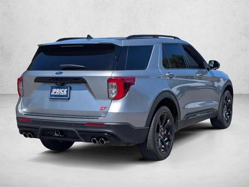Iconic Silver Metallic 2022 Ford Explorer ST