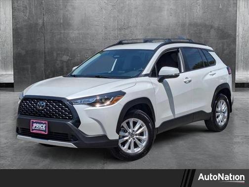 2024 Toyota Corolla Cross LE