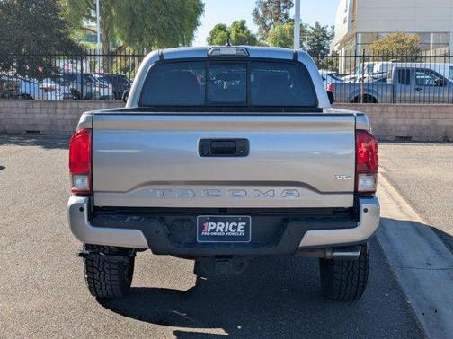 2016 Toyota Tacoma TRD Sport