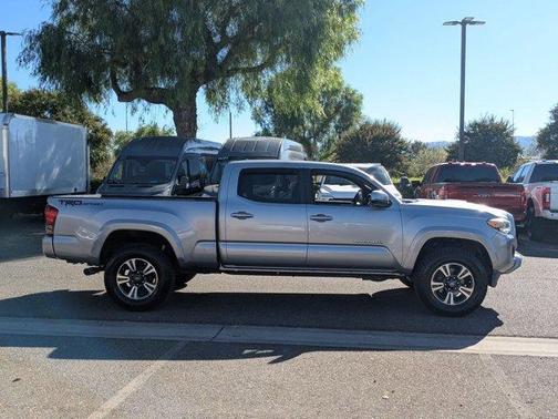 2016 Toyota Tacoma TRD Sport