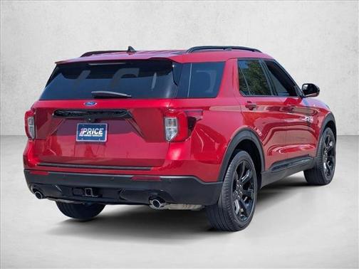 Rapid Red Metallic Tinted Clearcoat 2023 Ford Explorer ST-Line