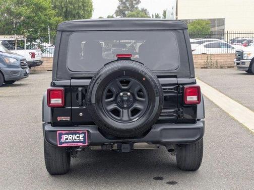 2023 Jeep Wrangler Sport