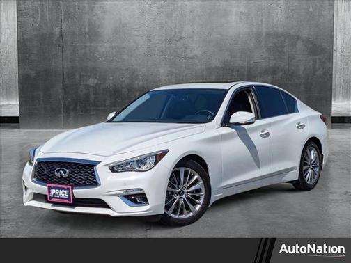 2022 INFINITI Q50 LUXE