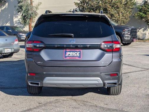 2023 Honda Pilot Elite