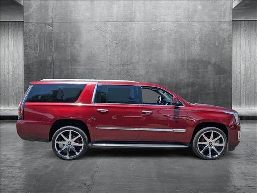 2017 Cadillac Escalade ESV Luxury