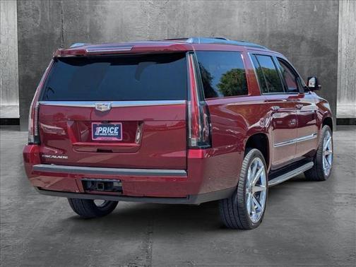 2017 Cadillac Escalade ESV Luxury