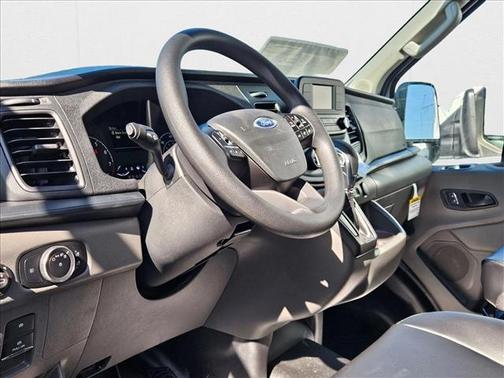 2025 Ford Transit-250 148 WB Medium Roof Cargo