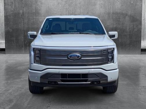 2023 Ford F-150 Lightning LARIAT