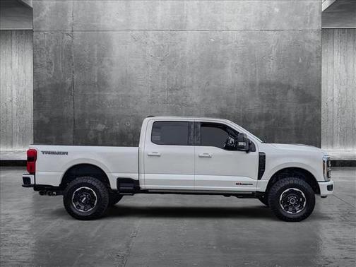 2025 Ford F-250 Platinum