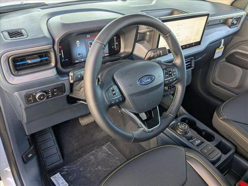 2025 Ford Maverick Lobo Standard