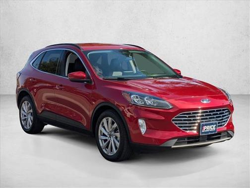 2022 Ford Escape Titanium Hybrid
