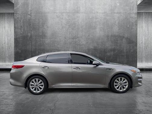 2018 Kia Optima EX