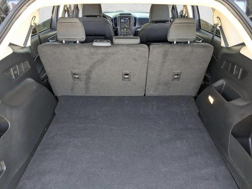 Carbonized Gray Metallic 2023 Ford Edge SE