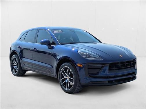2022 Porsche Macan Base