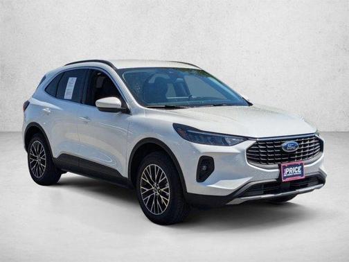 Star White 2025 Ford Escape PHEV